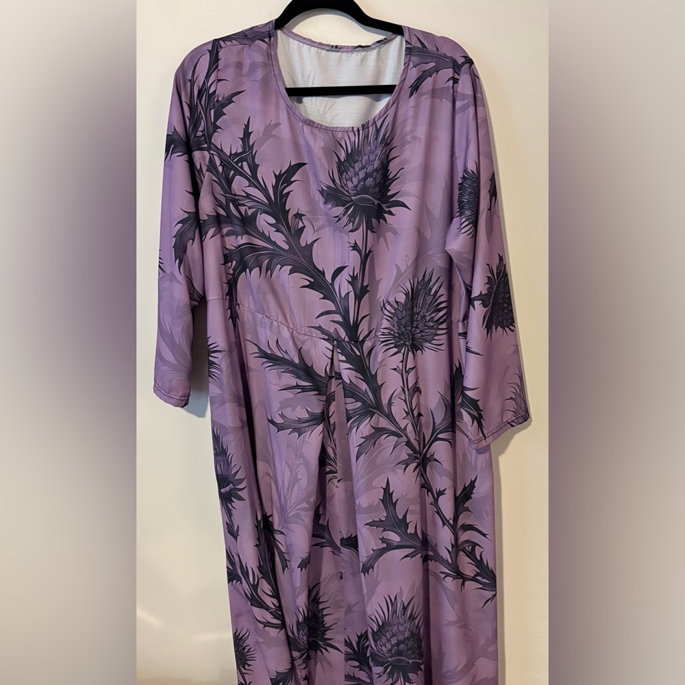 Unique dress. Purple XXL.
